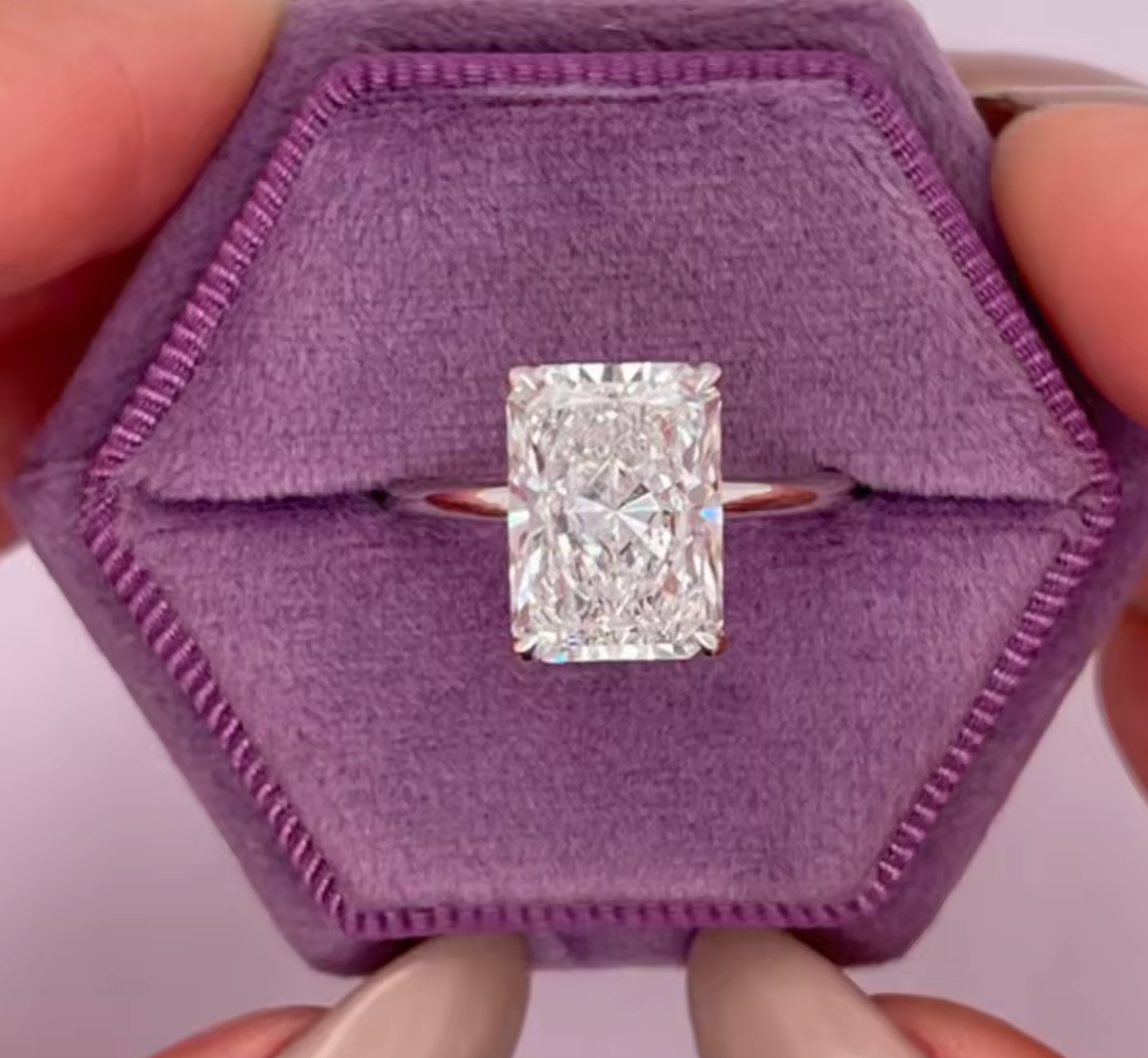 1–4CT Radiant Cut Moissanite Engagement Ring