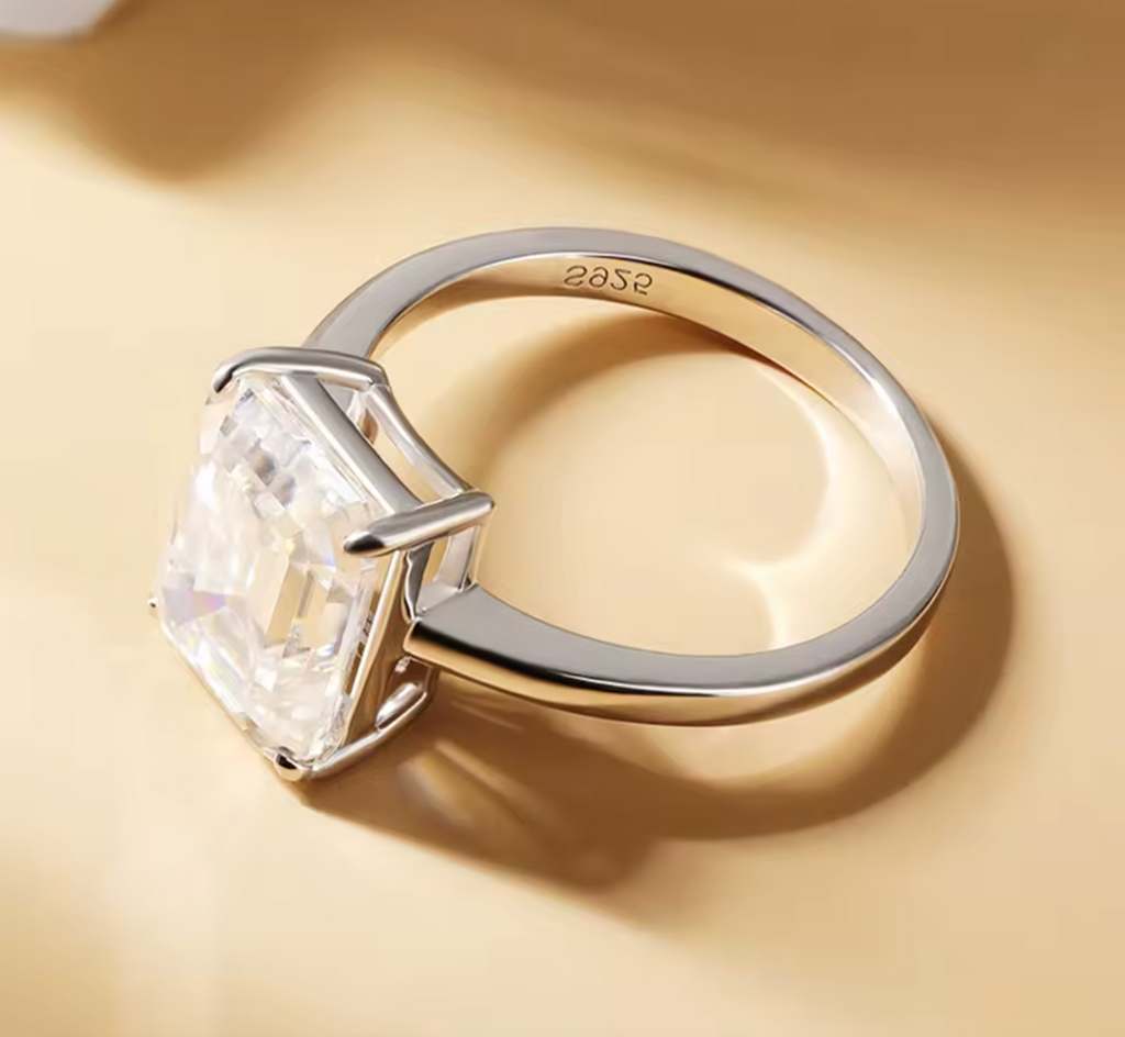 1–4CT Radiant Cut Moissanite Engagement Ring