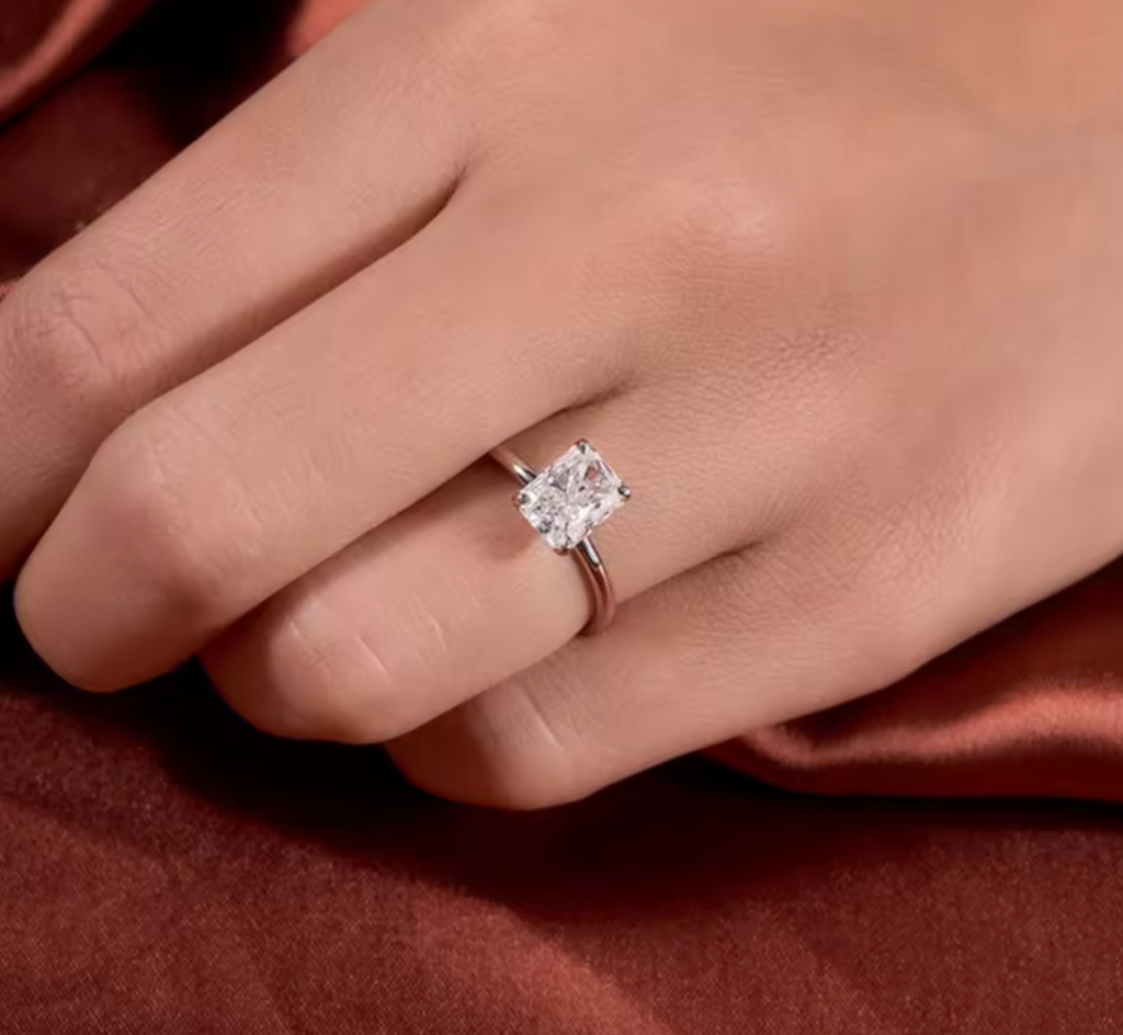 1–4CT Radiant Cut Moissanite Engagement Ring
